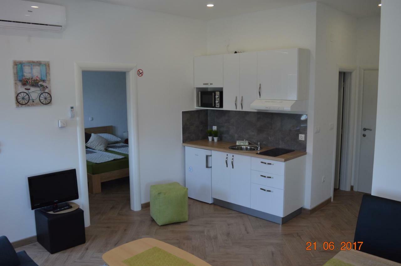 Apartments Armando ザダル エクステリア 写真